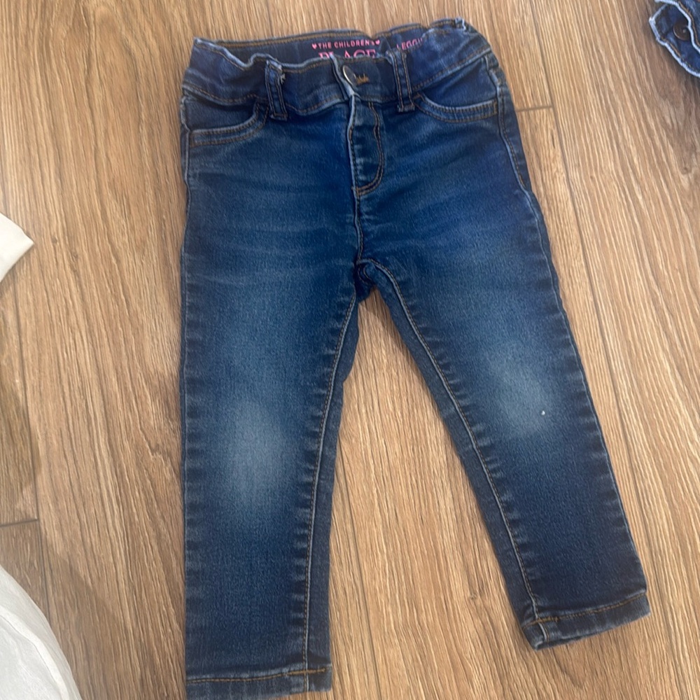 2T Children’s Place skinny jeans/jean leggings
